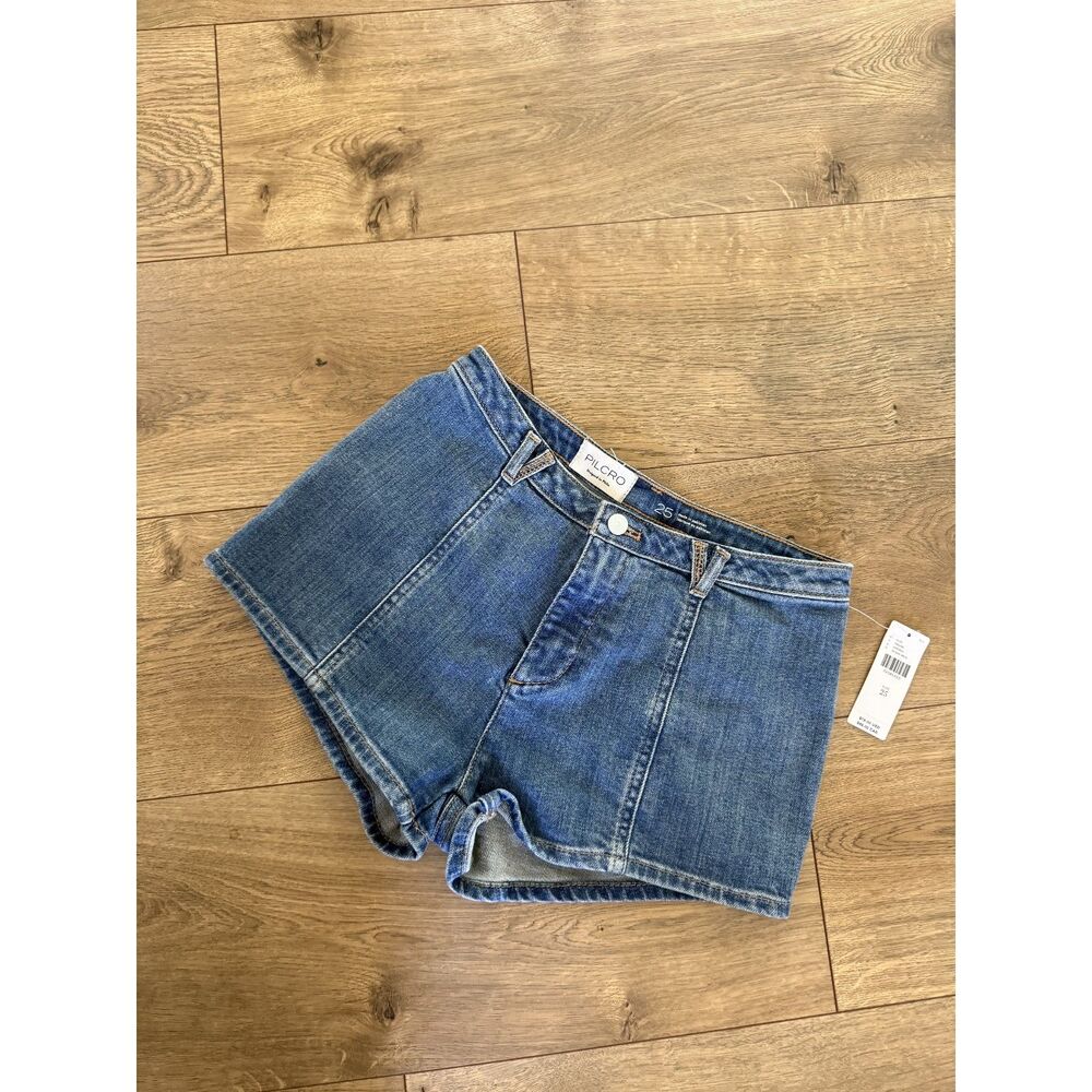 PILCRO ANTHROPOLOGIE NWT 25 low rise shorts denim jean Western pointed yoke seam